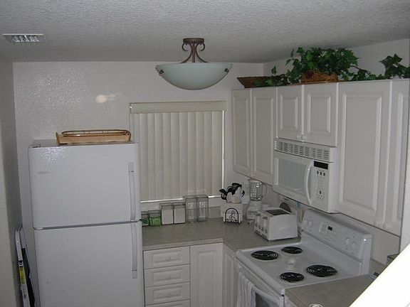 4th image of 446 Seaport Blvd