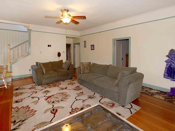 4th image of 13130 Oak St