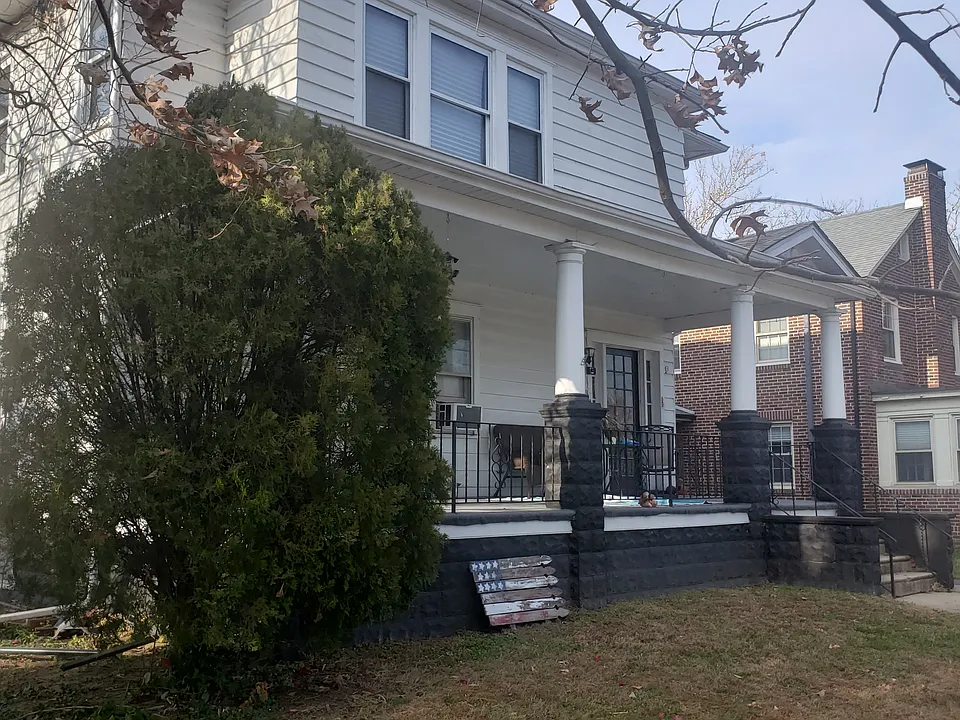 33 E Browning Rd #2A
