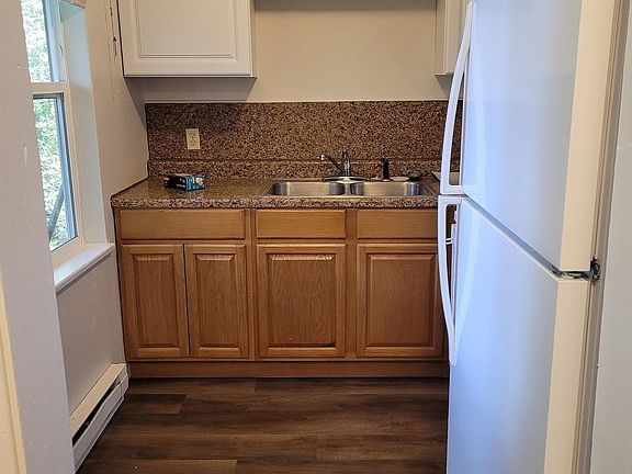 2nd image of 900 Olympic Ave APT 2