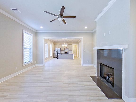4th image of 3028 Forestwood Dr