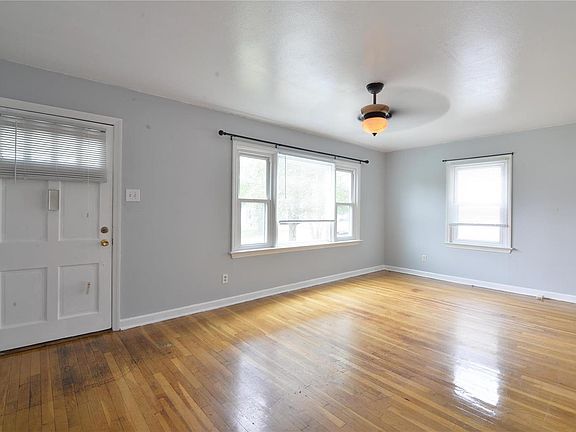 3rd image of 10642 Saint Philip Ln