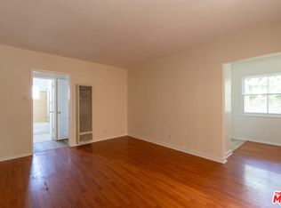 1314 1/4 S Barrington Ave, Los Angeles, CA 90025