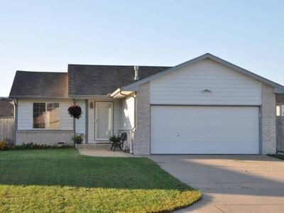 1759 S Lark Ct, Wichita, KS, 67209