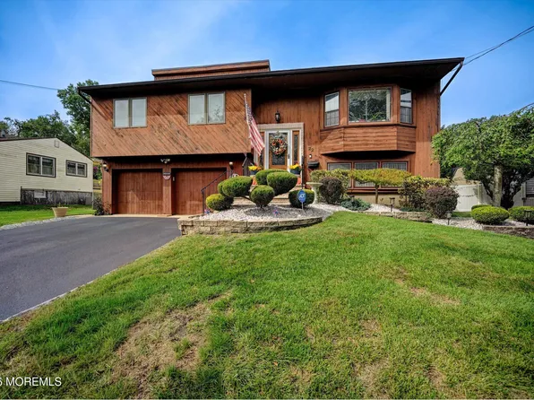 22 Dumas Road, Old Bridge, NJ 08857