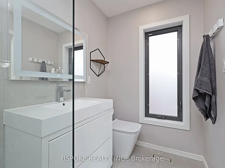 707 Mortimer Ave — Photo 24