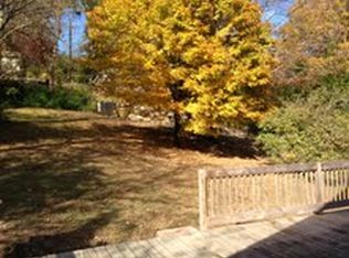 908 Old Lower Mill Rd, Hixson, TN 37343