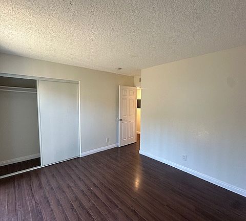 2nd image of 14008 McClure Ave