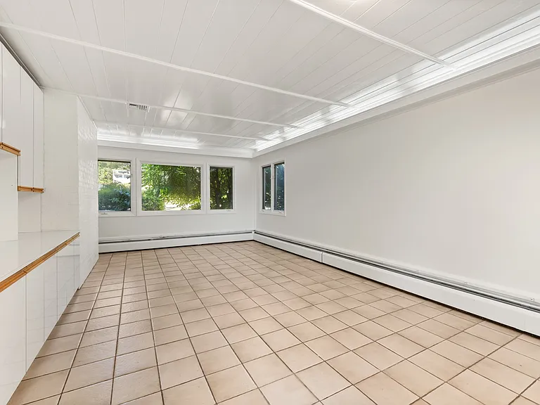 65 Bailey Rd — Photo 10