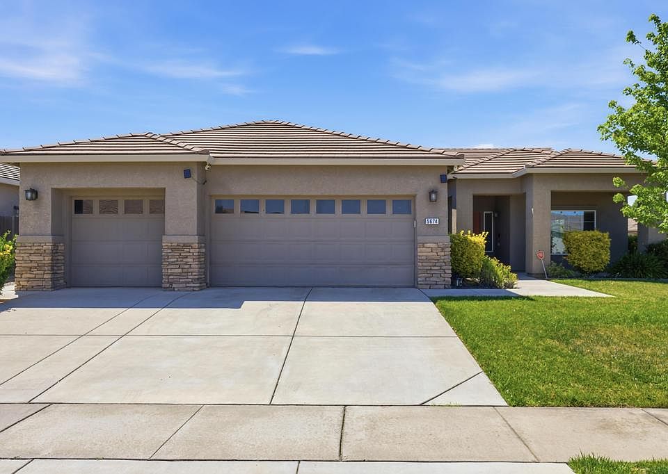 1st image of 5674 Meadow Brook Way