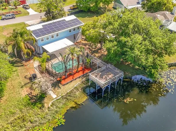 2445 Glenview Dr, Land O Lakes, FL 34639