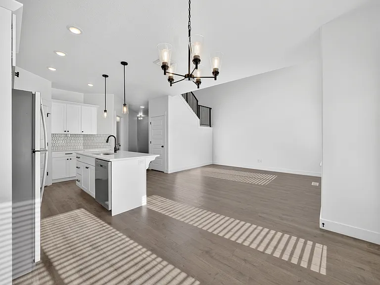12669 S Mist Falls Cv — Photo 9