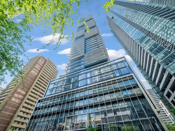 55 Charles St E #1805, Toronto, ON M4Y 0J1