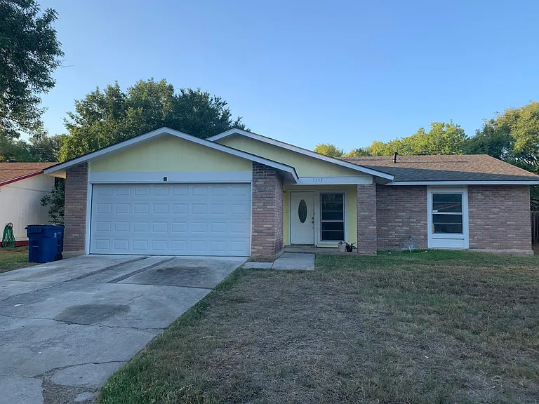 5135 Tom Stafford Dr — Photo 32