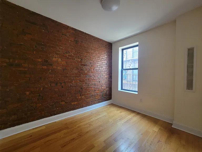 3143 Broadway #1F — Photo 11