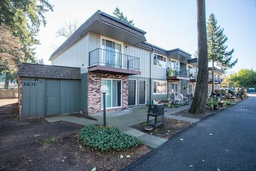 The Forest Retreat Apartments Photo 1