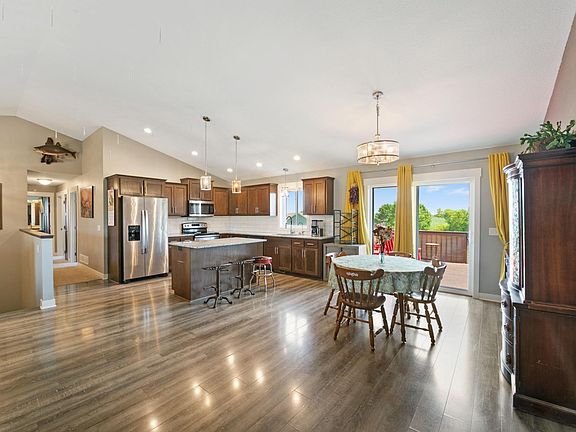 2nd image of 1106 Rolling Hills Dr NW