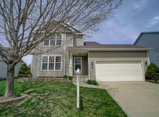 6910 Mill Bluff Dr, Madison, WI 53718