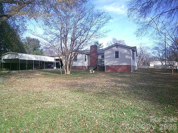 2nd image of 1303 W Dixon Blvd