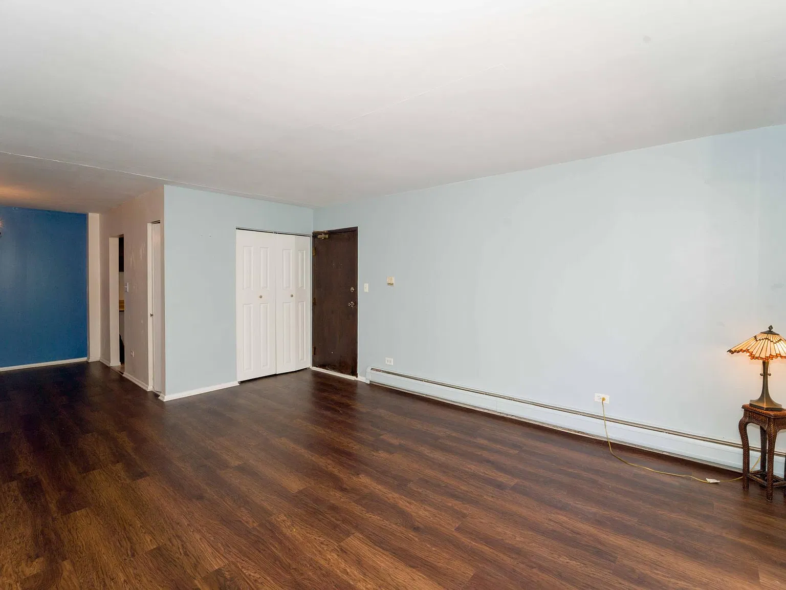 234 Shorewood Dr — Photo 4