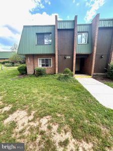 1611 Meadowview Ln #1611, Mont Clare, PA, 19453