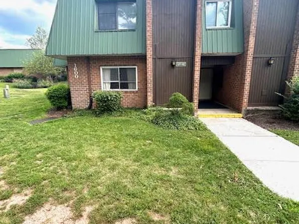 1611 Meadowview Ln #1611, Mont Clare, PA 19453