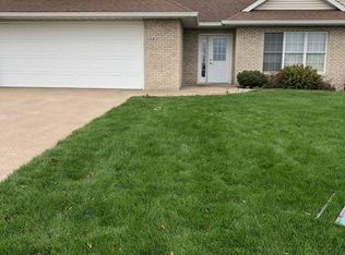 1481 Ridgeview Ave, West Liberty, IA 52776