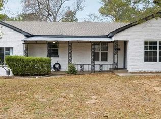 1709 Mockingbird Ln, Tyler, TX 75701