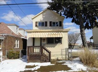 1421 Grant St, Braddock, PA 15104