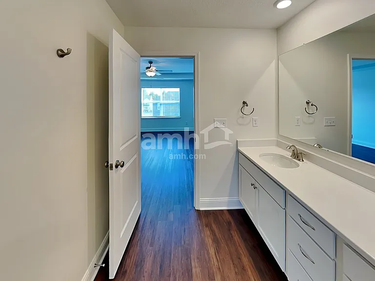 8053 Minnow Trl NW — Photo 15
