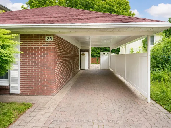 25 Lehar Cres, Toronto, ON M2H 1J4