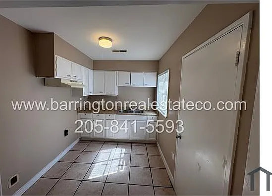1741 Grant Ave SW — Photo 3