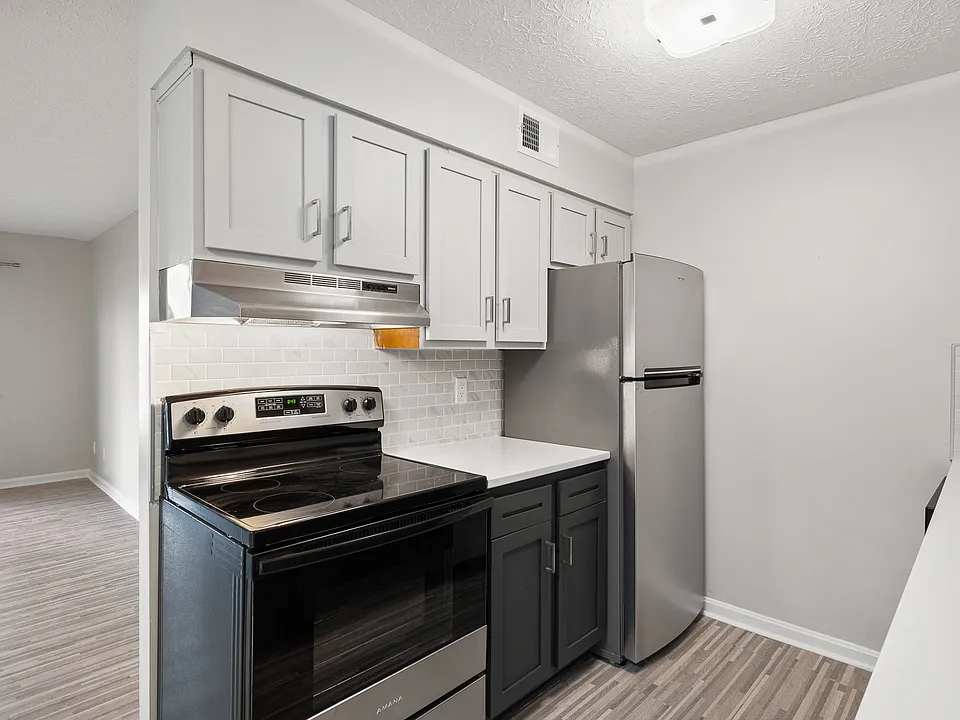 Green Valley Apartments