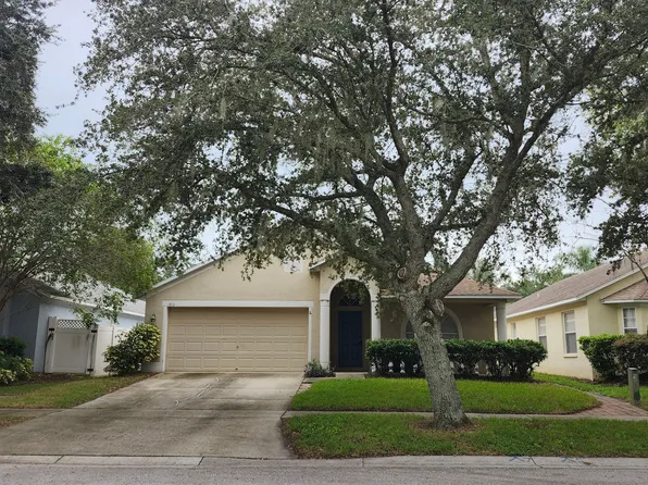 1813 Greystone Heights Dr, Valrico, FL 33594