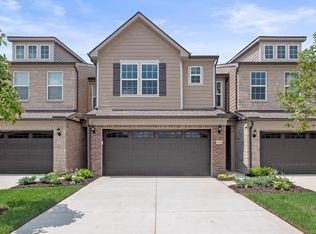 103 Addison Cir, Commerce Township, MI 48390