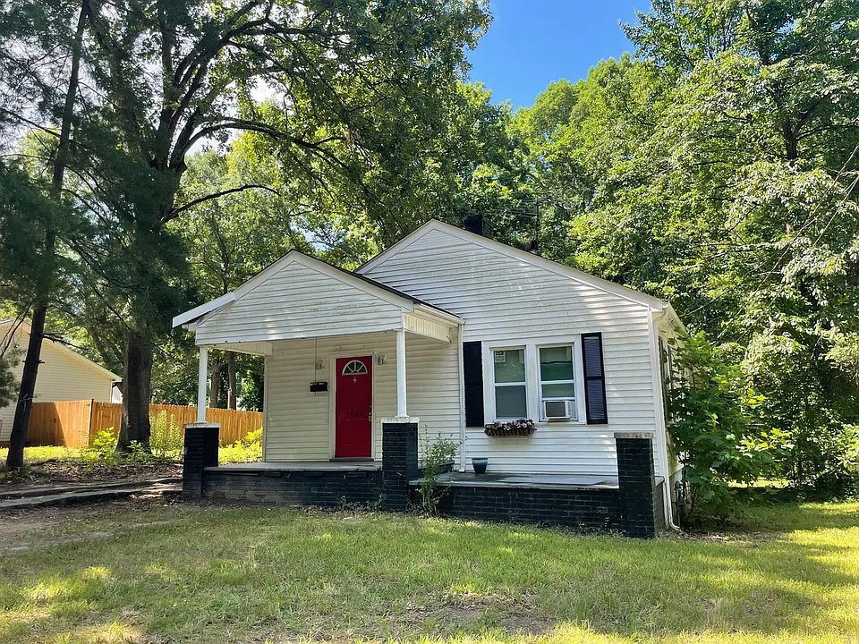 1021 Ridge Ave