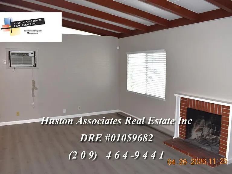 3936 Dennis Ave — Photo 2