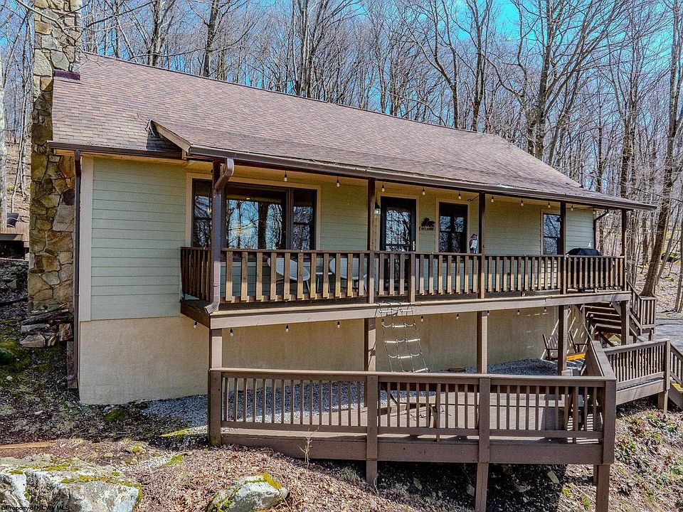 1st image of 264 Daisy Dr