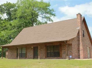 1086 Maple Springs Rd, Longview, TX 75602
