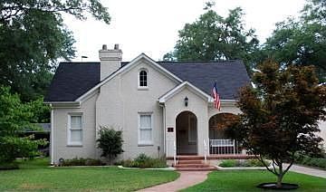1st image of 1101 Turner Dr