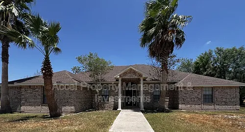 1703 Sunrise Ln Photo 1