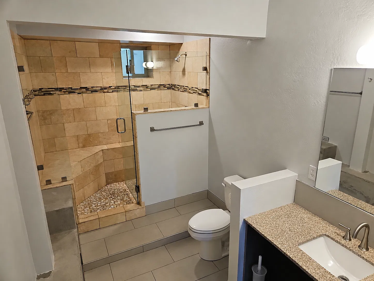 Studio, 750 sqft, $1,800 — Photo 2