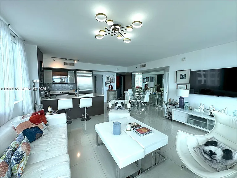500 Brickell Ave #3302 — Photo 6