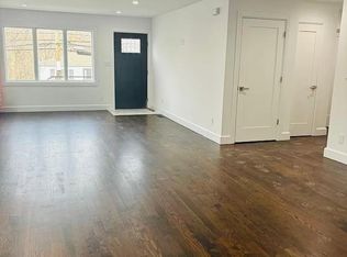 (Undisclosed Address), Yonkers, NY 10701