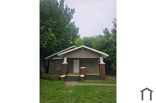 1610 College Ave Photo 1