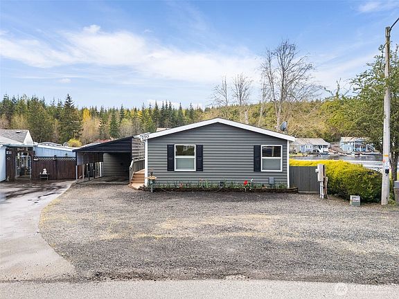 4th image of 770 SE Crescent Drive