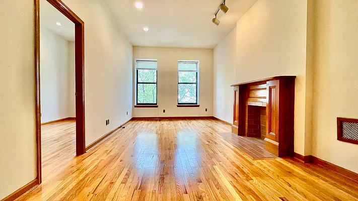 Rented by JK Dansar Corp | media 2