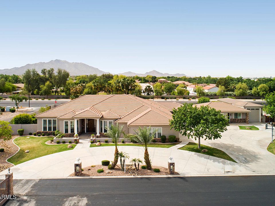 1st image of 2651 E CALLE DE FLORES --
