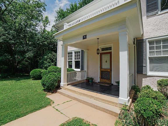 5th image of 7 N Princeton Cir