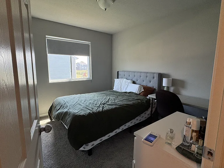 2050 Orlov Dr — Photo 17